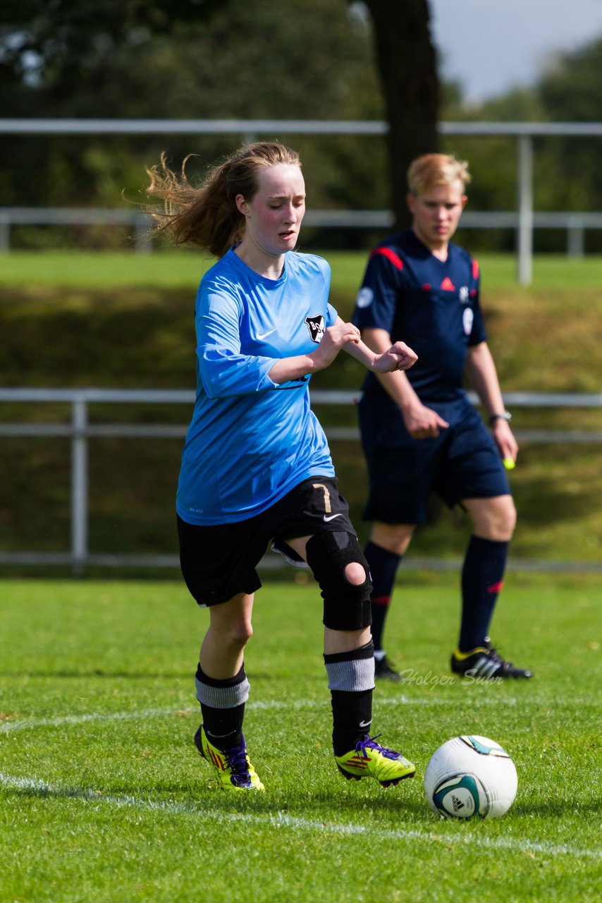 Bild 241 - B-Juniorinnen SV Henstedt Ulzburg - Frauen Bramfelder SV 3 : Ergebnis: 9:0